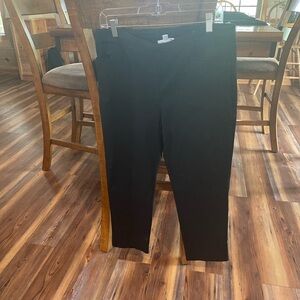 Chico's Black Ankle Cropped Jeans